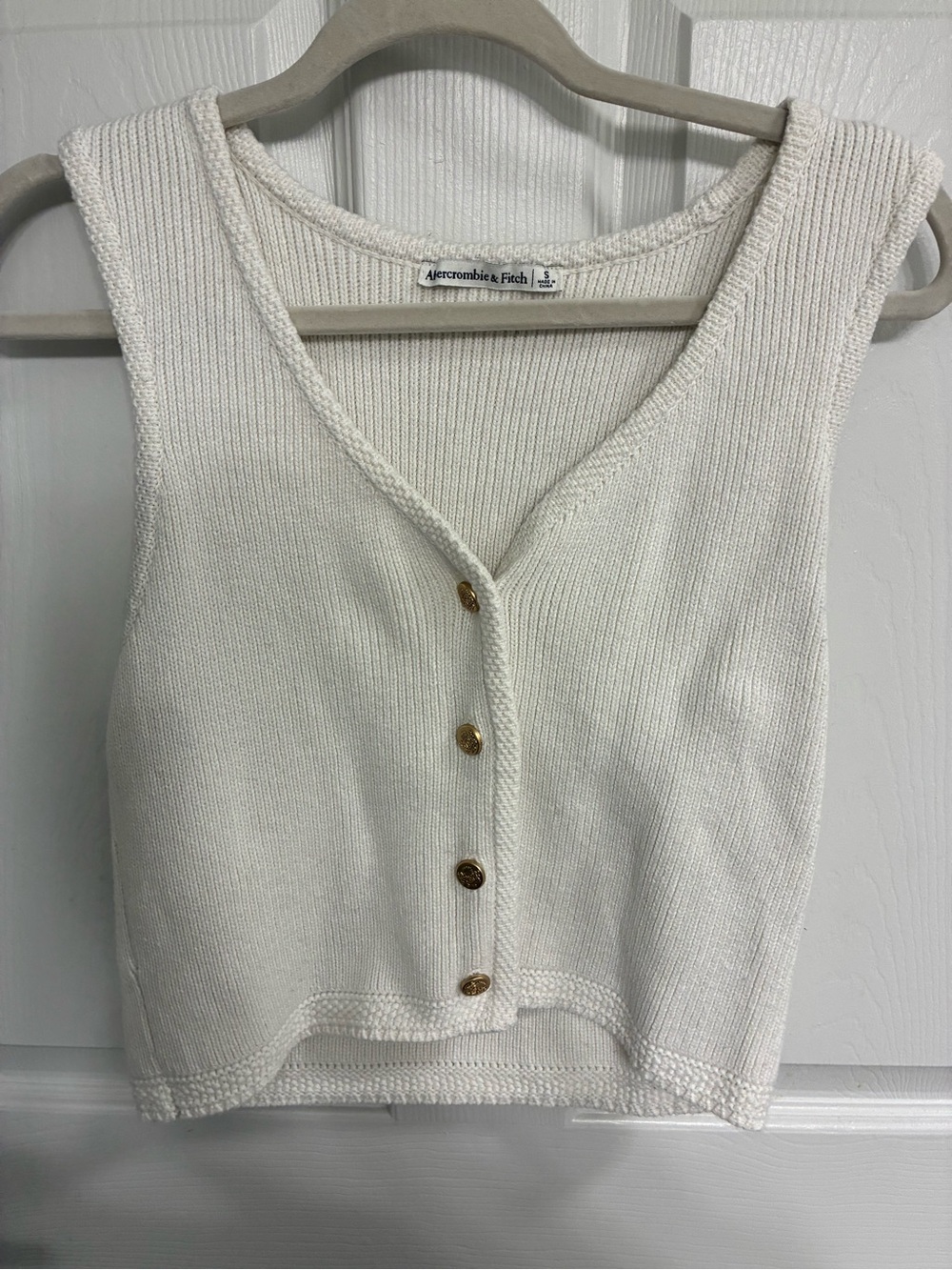 Abercrombie & Fitch Cream Knit Button-Front Top